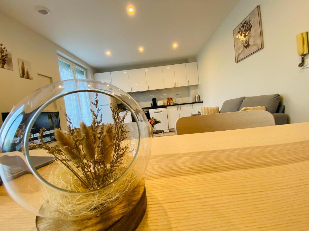 Cozy Appart' A Deux Pas De La Gare - Cozy Houses Palaiseau Esterno foto
