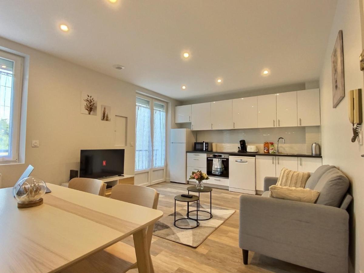 Cozy Appart' A Deux Pas De La Gare - Cozy Houses Palaiseau Esterno foto