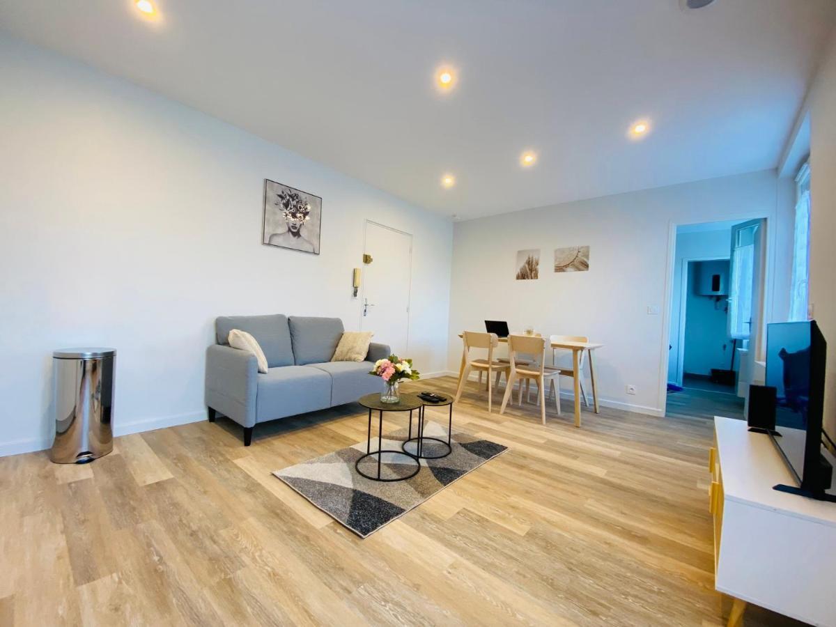 Cozy Appart' A Deux Pas De La Gare - Cozy Houses Palaiseau Esterno foto
